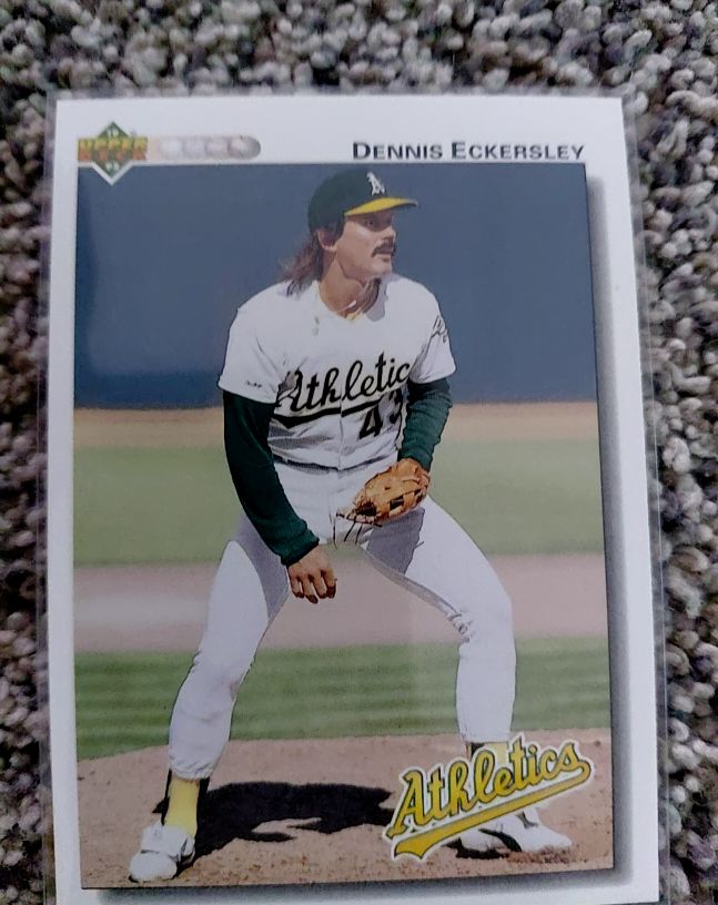 1992 Upper Deck #331 Dennis Eckersley — front