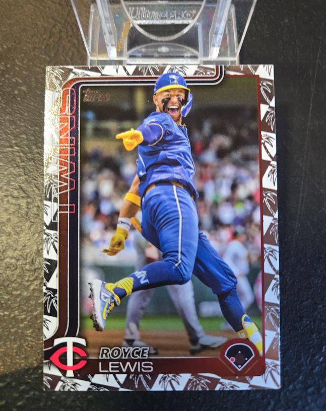 2025 Topps Series 1 #59 Royce Lewis — front