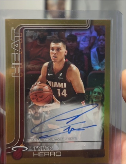 2025 Topps #227 Tyler Herro — front