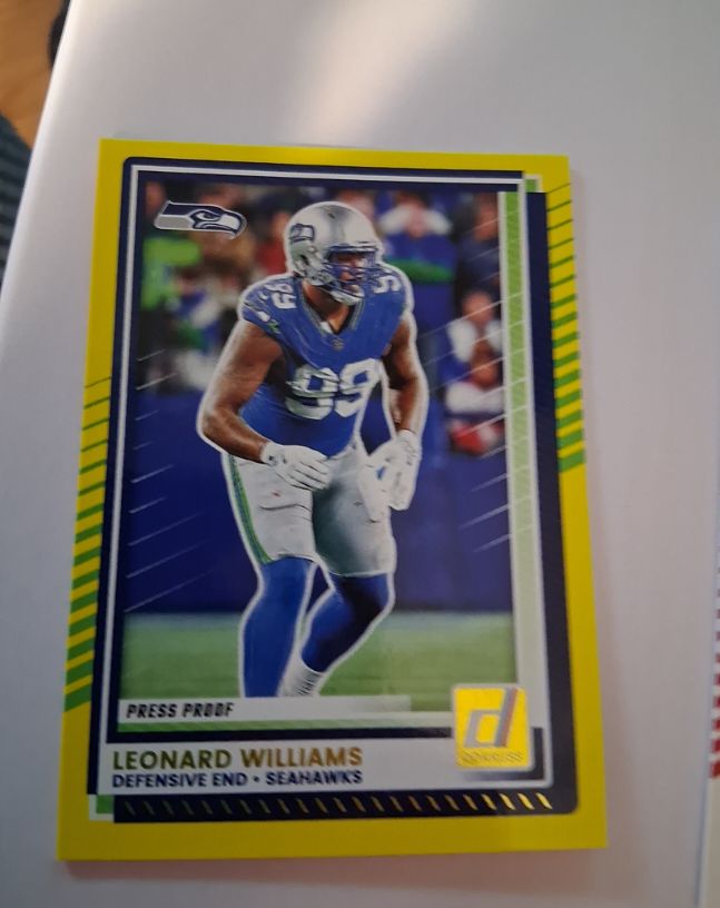 2025 Panini Donruss Press Proof Leonard Williams — front