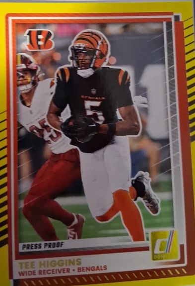 2025 Donruss #15 Tee Higgins — front