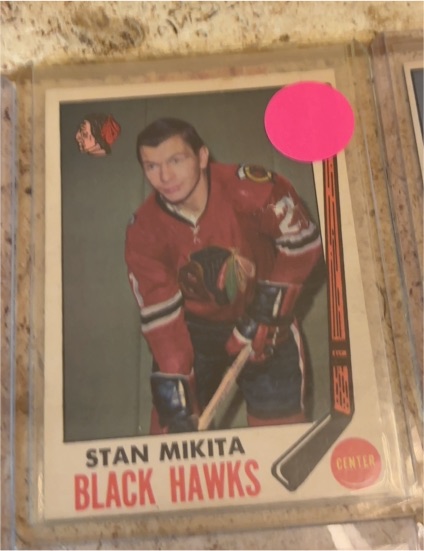1969-70 O-Pee-Chee #76 Stan Mikita — front