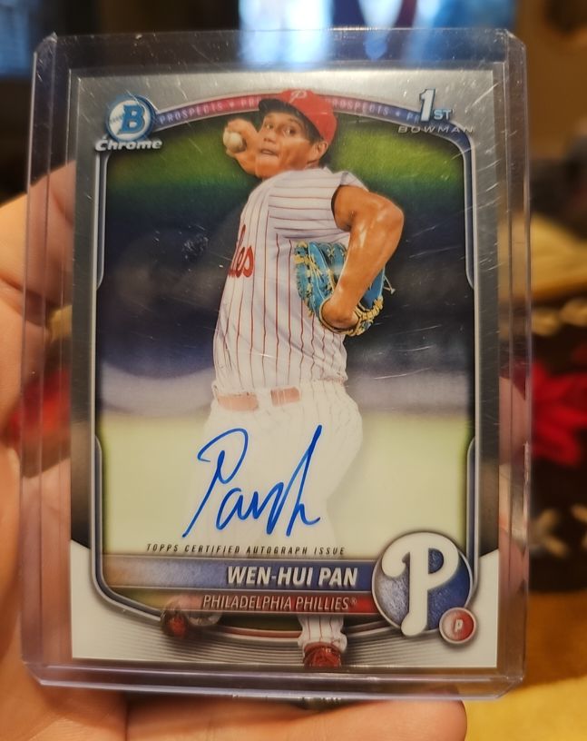 2025 Bowman Chrome #CPA-WP Wen-Hui Pan — front