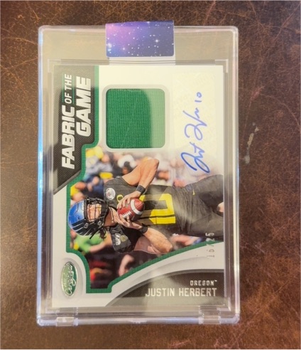2020 Panini Certified Fabric of the Game #26 Justin Herbert — front