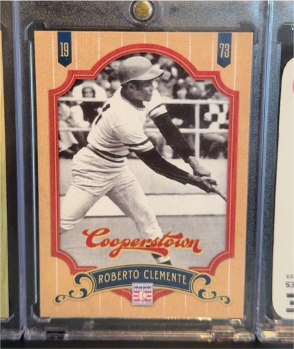 2012 Panini Cooperstown #18 Roberto Clemente — front