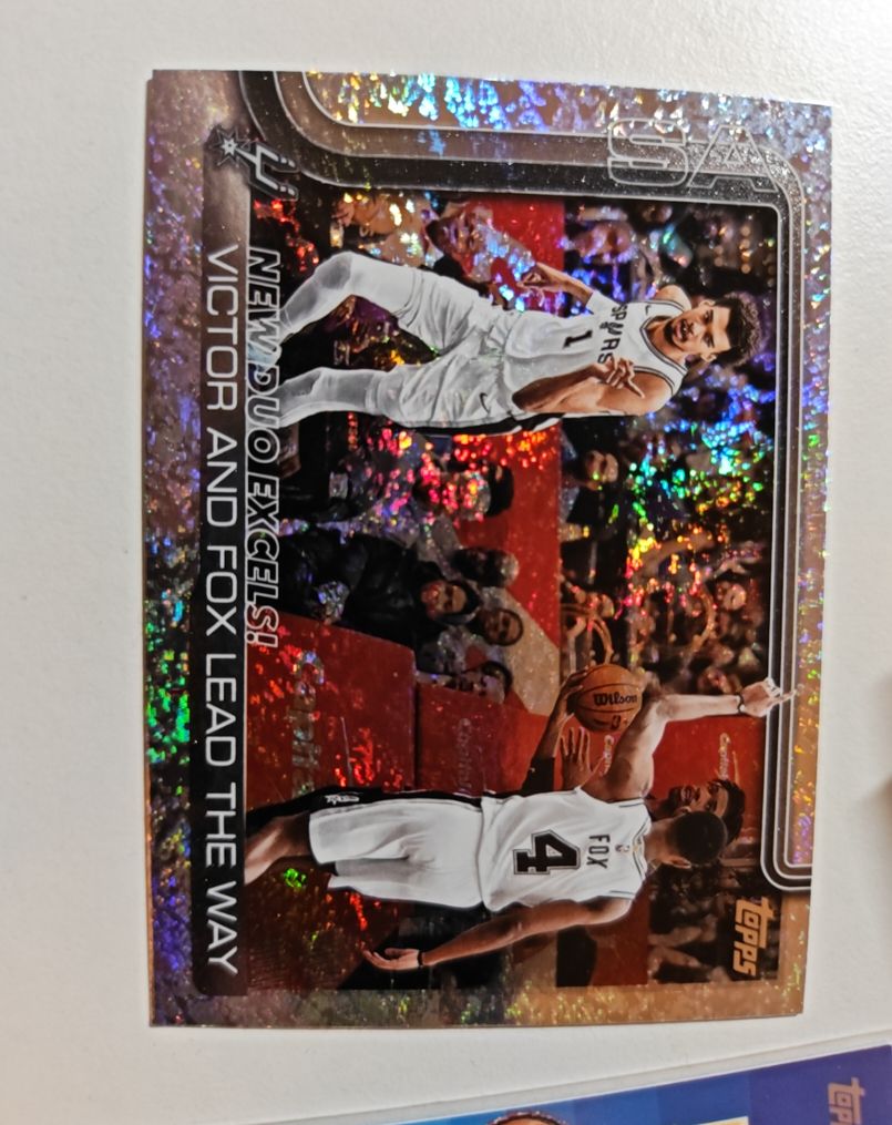 2025 Topps SA New Duo Excels! Victor and Fox Lead the Way — front