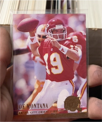 1994 Fleer Ultra #145 Joe Montana — front