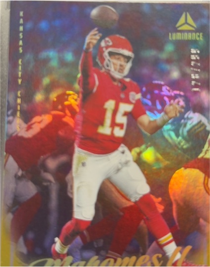 2025 Panini Luminance #55 Patrick Mahomes II — front