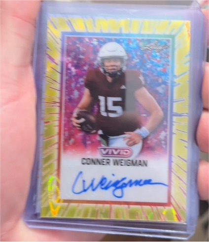 2025 Leaf Vivid #15 Conner Weigman — front