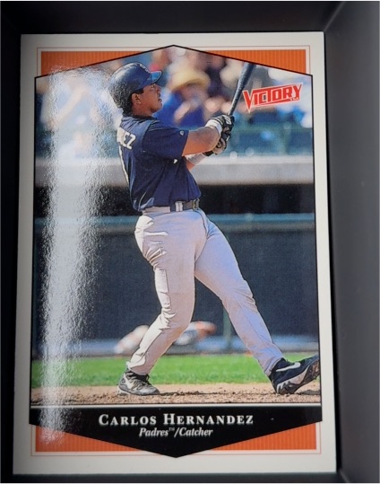 1999 Upper Deck Victory #19 Carlos Hernandez — front