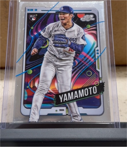 2024 Topps Chrome Cosmic #125 Yoshinobu Yamamoto — front