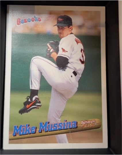 1996 Topps Bazooka #81 Mike Mussina — front