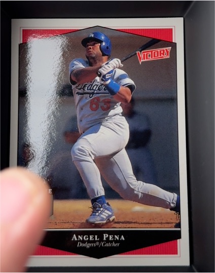 1999 Upper Deck Victory #83 Angel Pena — front