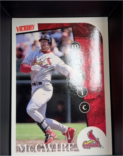 1999 Upper Deck Victory #426 Mark McGwire — front