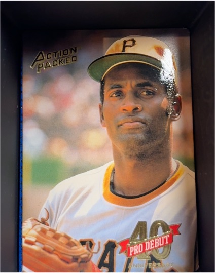 1994 Action Packed #71 Roberto Clemente — front