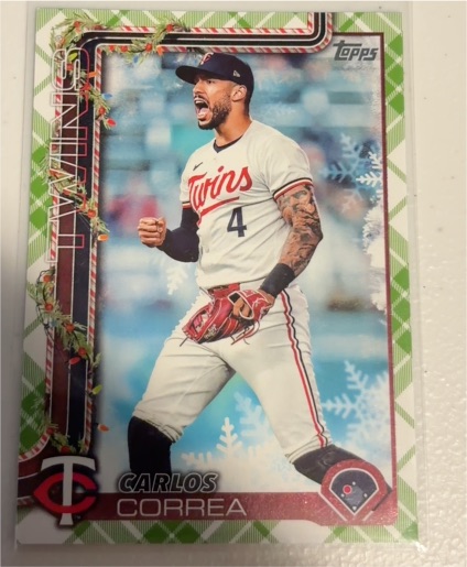 2025 Topps Holiday #H175 Carlos Correa — front