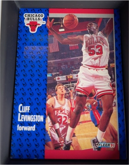 1991-92 Fleer #30 Cliff Levingston — front