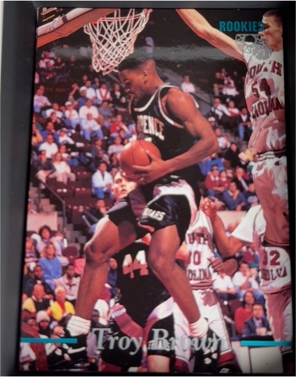 1995 Classic Rookies #43 Troy Brown — front