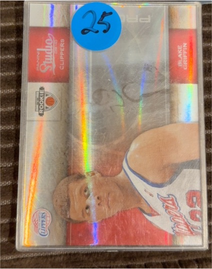 2009-10 Panini Studio #12 Blake Griffin — front