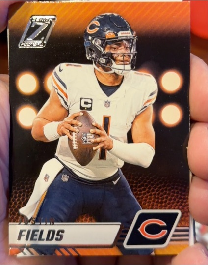 2023 Panini Zenith #18 Justin Fields — front