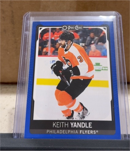 2021-22 O-Pee-Chee Update Blue Border #604 Keith Yandle — front