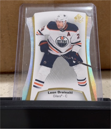 2021-22 Upper Deck SP Authentic Die-Cuts #DC-21 Leon Draisaitl — front