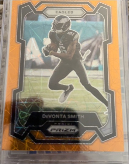 2023 Panini Prizm #240 DeVonta Smith — front