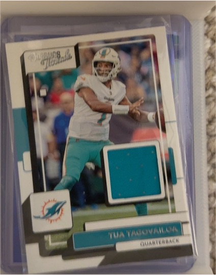 2022 Panini Donruss Threads #TH-8 Tua Tagovailoa — front