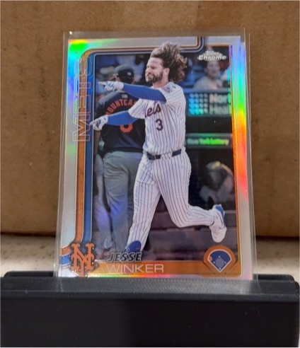 2025 Topps Chrome #180 Jesse Winker — front