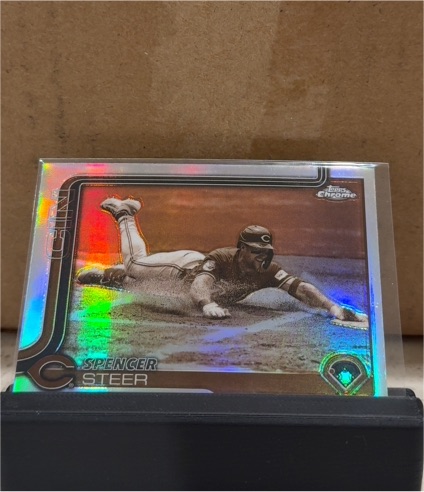 2025 Topps Chrome #174 Spencer Steer — front