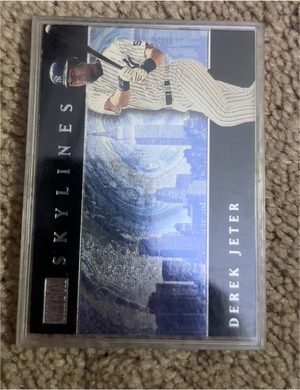 2000 SkyBox Skylines #5 Derek Jeter — front
