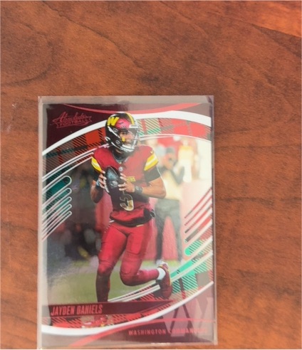 2025 Panini Absolute #44 Jayden Daniels — front