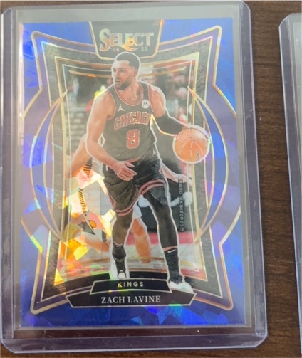 2024-25 Panini Select #10 Zach LaVine Concourse Blue Prizm — front