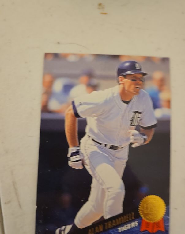 1992 Fleer #5 Alan Trammell — front