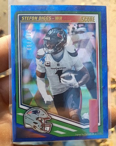 2025 Panini Score #71 Stefon Diggs — front