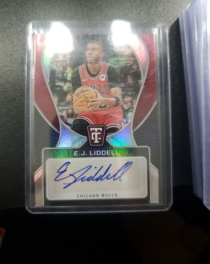 2024-25 Panini Totally Certified Signatures #TCS-EJL E.J. Liddell — front