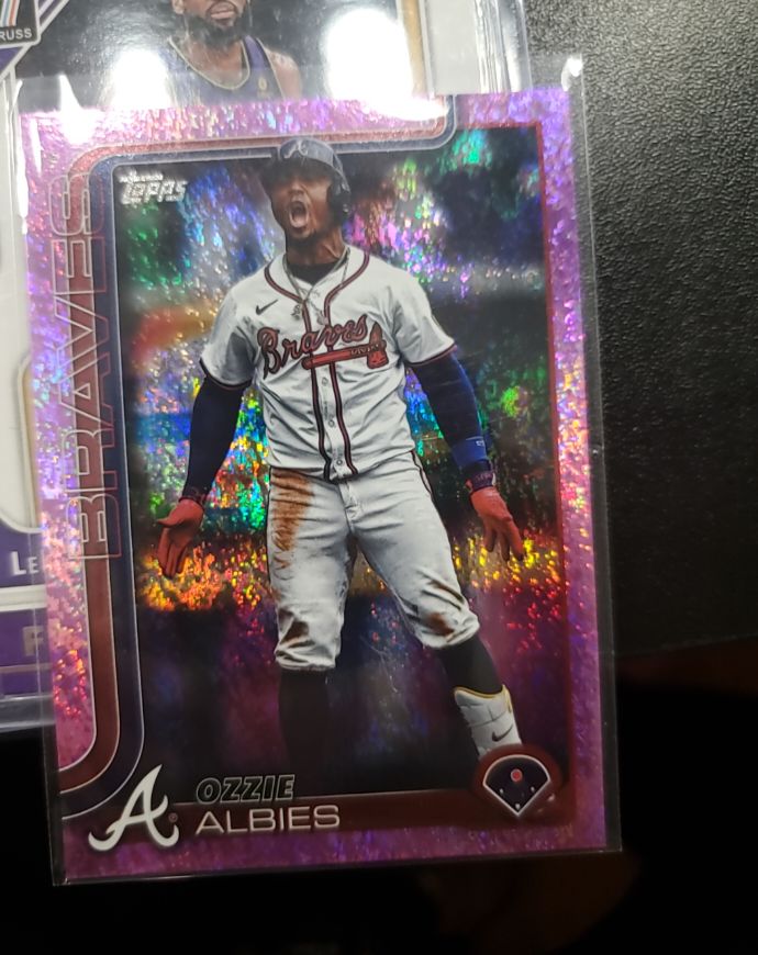2025 Topps Series 2 #364 Ozzie Albies — front