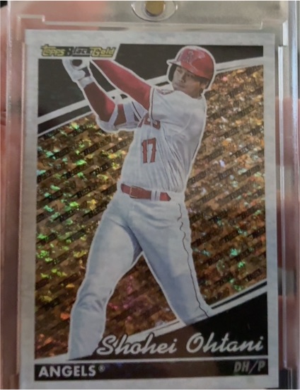 2022 Topps Update Black Gold #BG-1 Shohei Ohtani — front