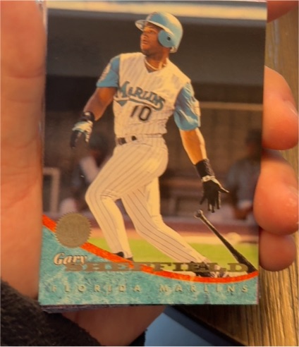 1994 Leaf #319 Gary Sheffield — front