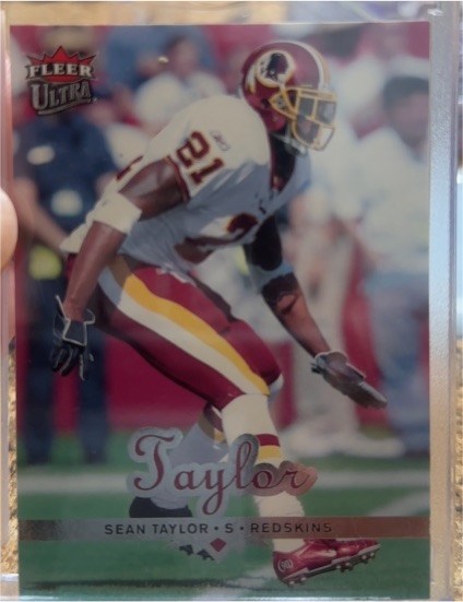 2006 Fleer Ultra #200 Sean Taylor — front