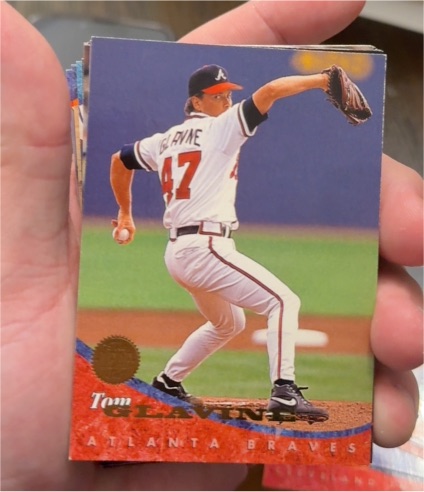 1994 Leaf #235 Tom Glavine — front