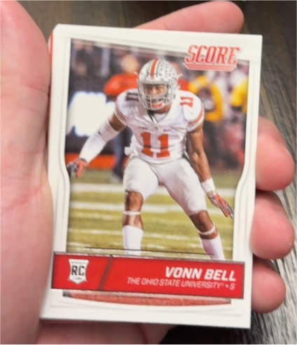 2016 Score #420 Vonn Bell — front