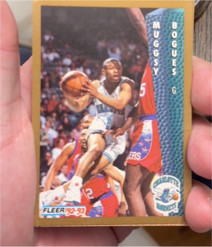 1992-93 Fleer #20 Muggsy Bogues — front