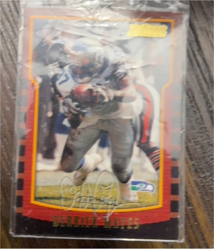 2000 Bowman #78 Derrick Mayes — front