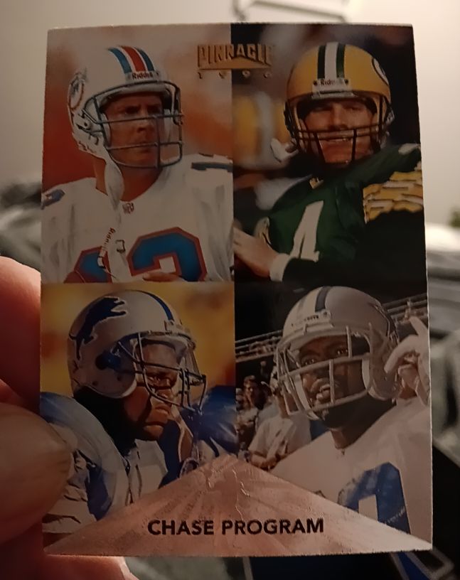1996 Pinnacle Chase Program #199 Dan Marino Brett Favre Barry Sanders Emmitt Smith — front