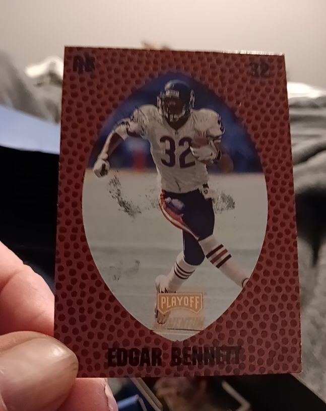 1998 Playoff Momentum #32 Edgar Bennett — front