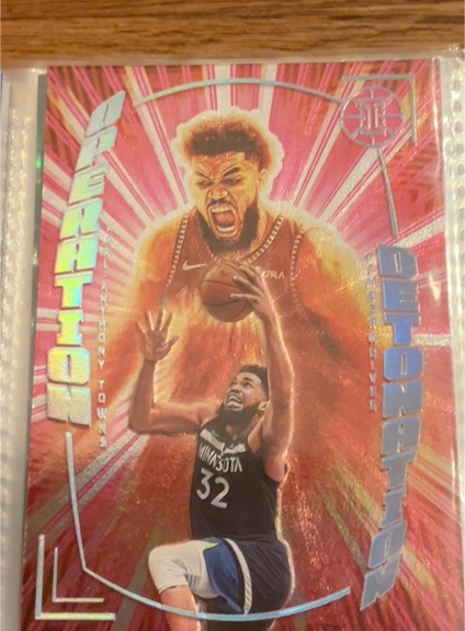2021-22 Panini Illusions Operation Detonation #15 Karl-Anthony Towns — front