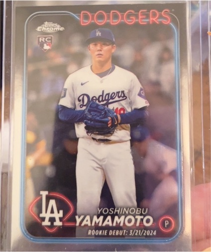 2024 Topps Chrome Update #US149 Yoshinobu Yamamoto Rookie Debut — front