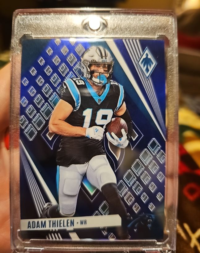 2023 Panini Phoenix #68 Adam Thielen Fire Burst — front