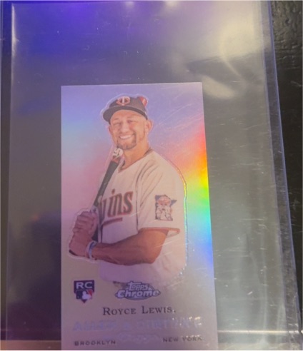 2022 Topps Chrome Royce Lewis Rookie Card — front